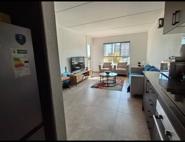 1 BEDROOM APARTMENT FOR SALE IN BEDFORDVIEW